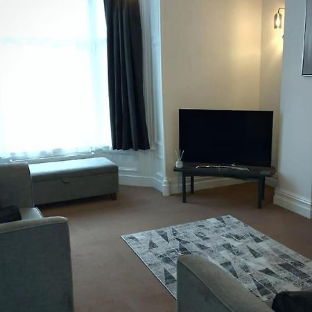 Stylish Apartment In City Centre With Parking Preston  Exterior foto